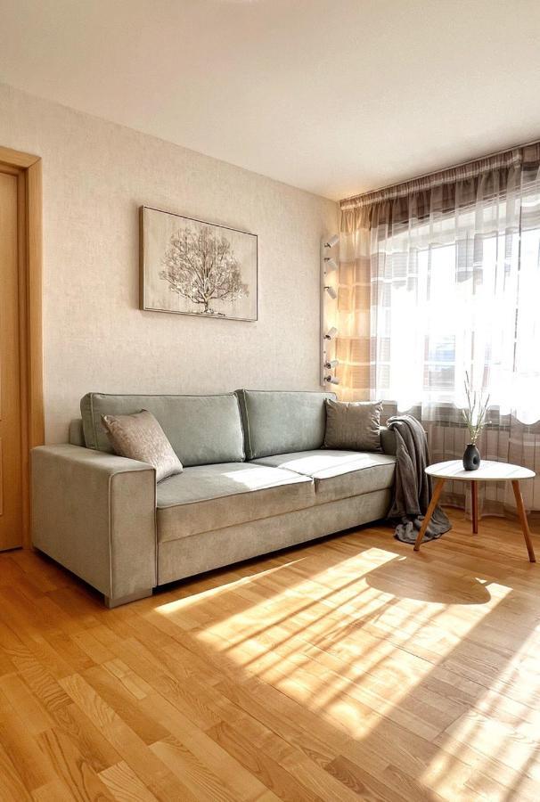 New Apartment With A View In The Town Center Narva Exteriör bild